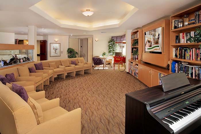 Atria Park of Sierra Pointe - Photo 2