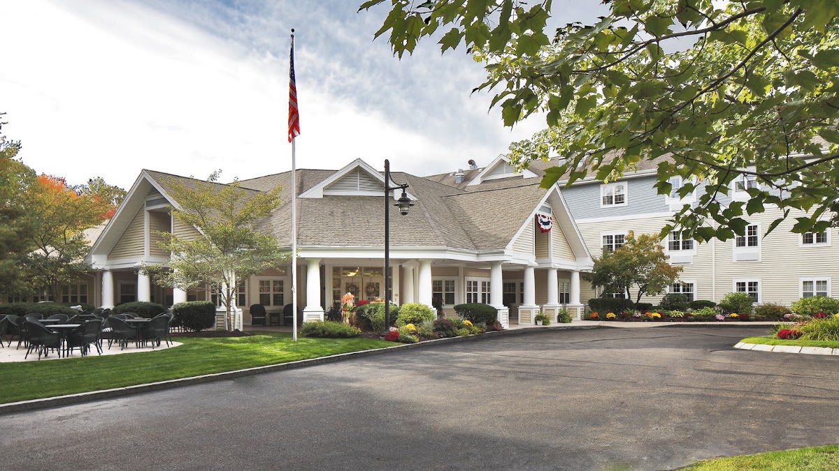 Atria Kennebunk - Photo 3