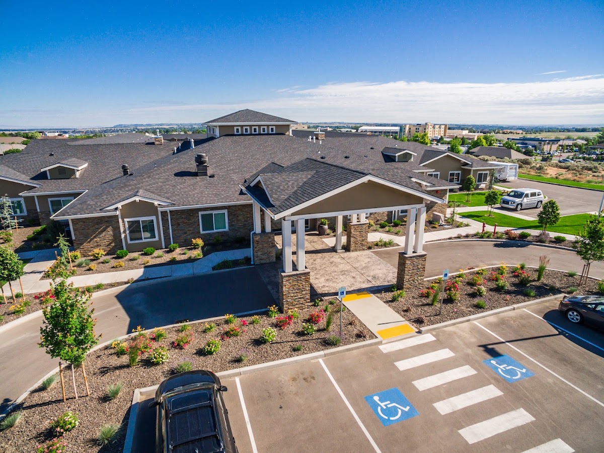 Tri-Cities Senior Living & Memory Care - Photo 3