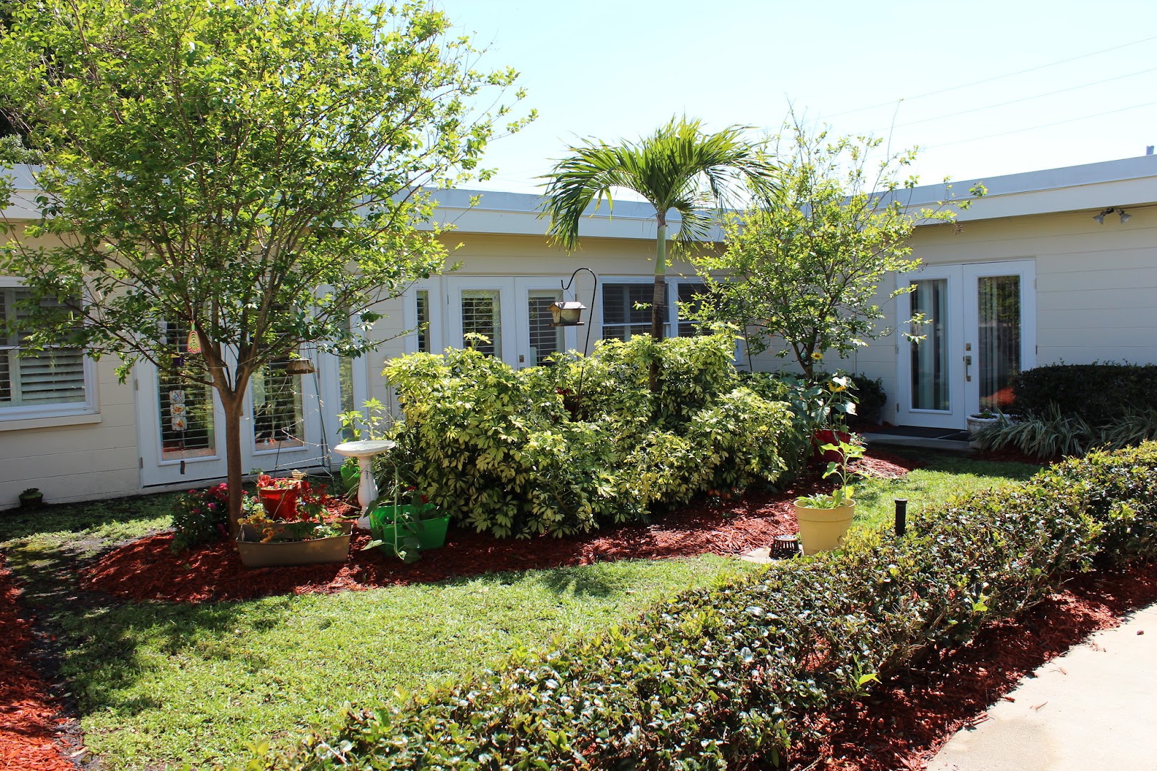 Alhambra Health and Rehabilitation Center - Photo 2