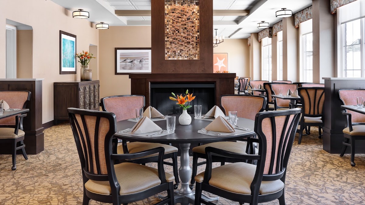 Atria Patchogue - Photo 3