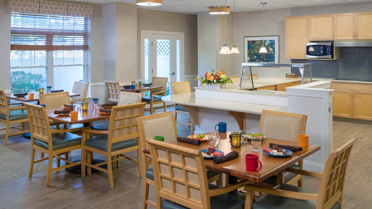 Atria Bay Spring Village - Photo 2