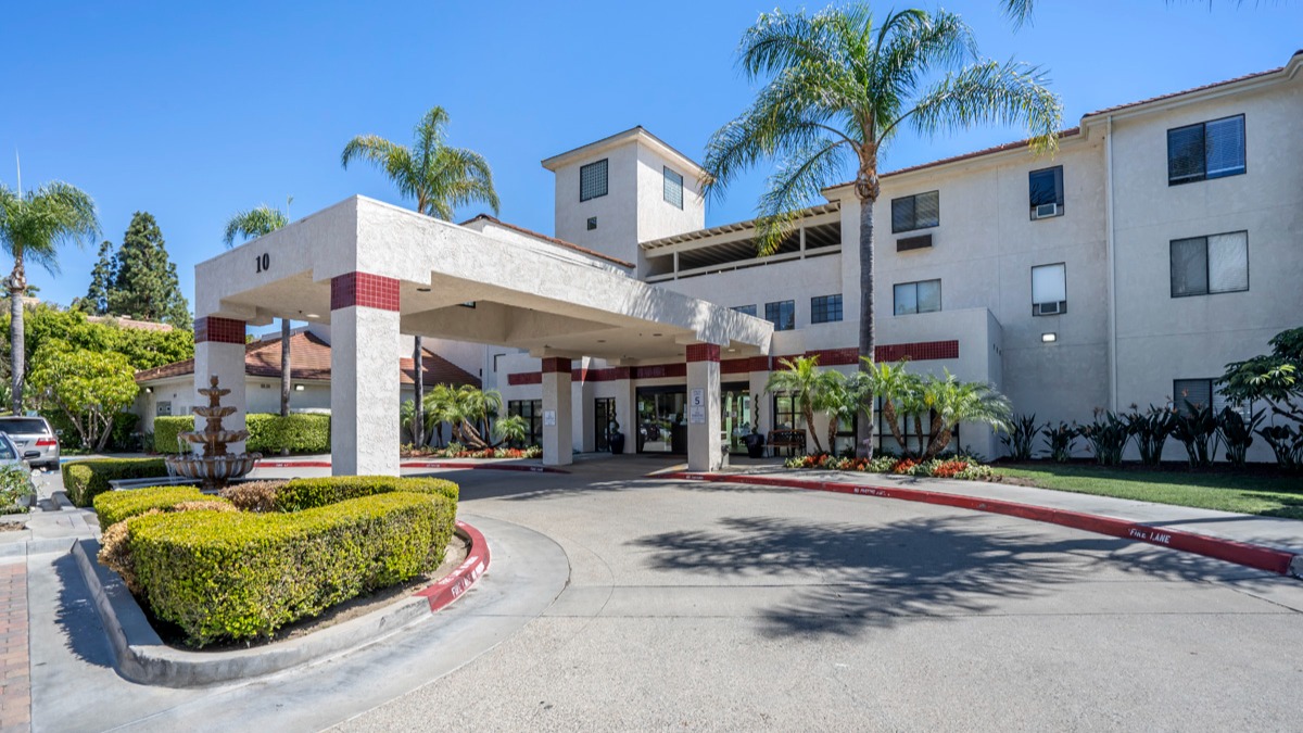 Brookdale Irvine - Photo 2